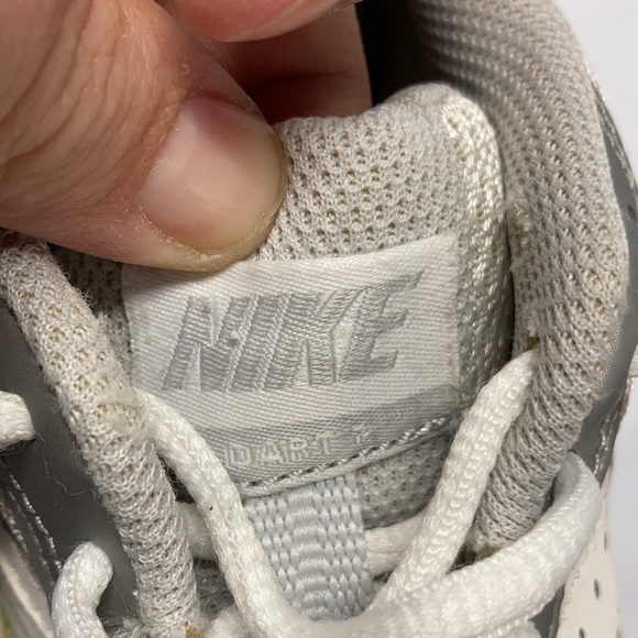 Nike Running Dart 7 sneakers size 9 - Picture 7 of 8